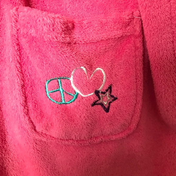 Pink Fluffy Robe - Picture 2 of 4